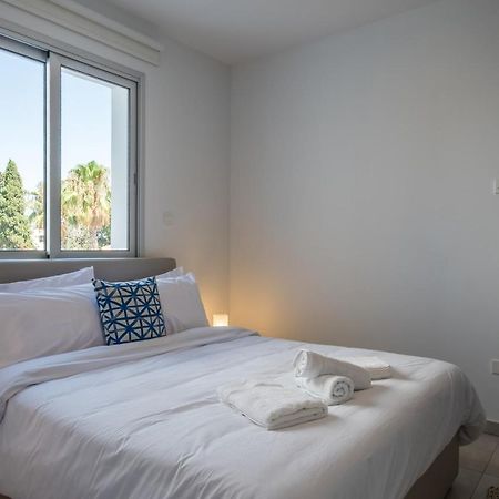 Solaar Apartments Faneromeni Larnaca Exterior photo