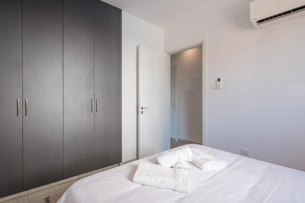 Solaar Apartments Faneromeni Larnaca Exterior photo