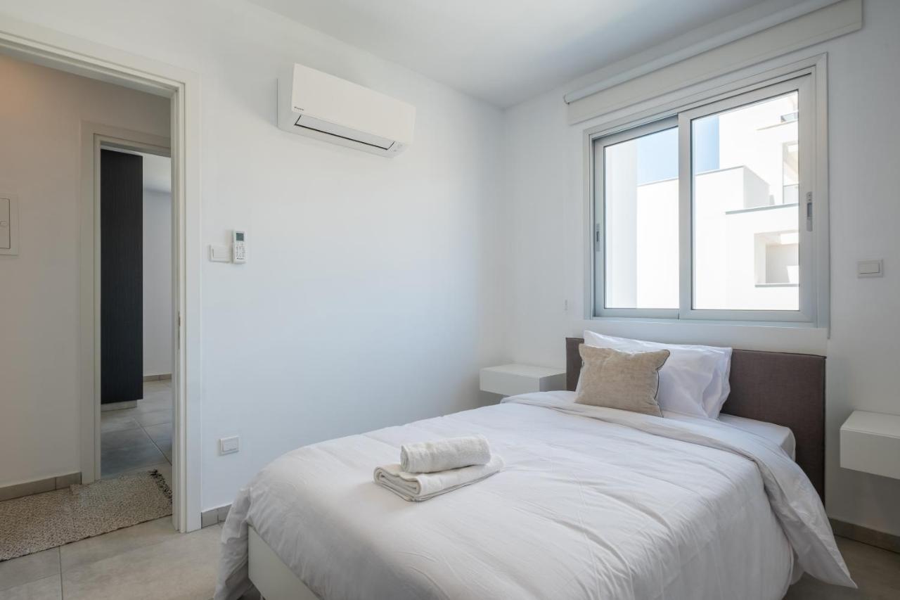 Solaar Apartments Faneromeni Larnaca Exterior photo