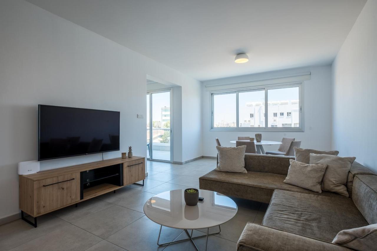 Solaar Apartments Faneromeni Larnaca Exterior photo